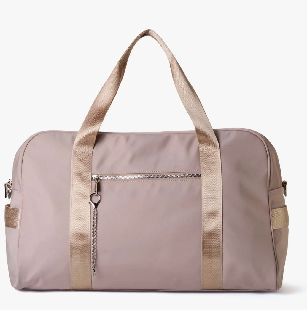 Serena Weekender Bag by SKYLA