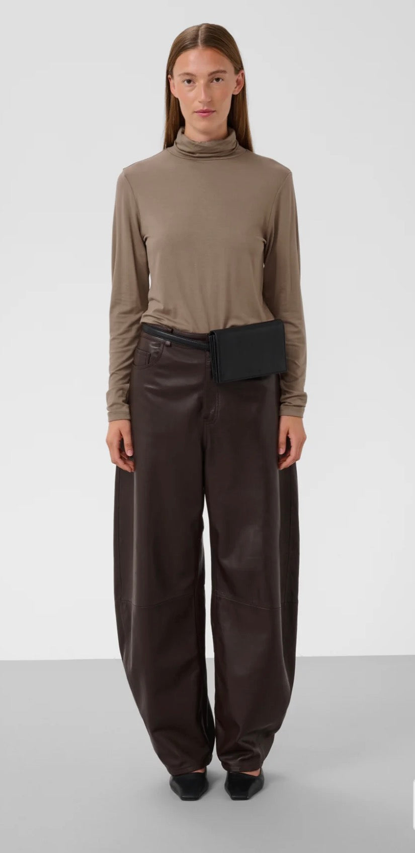Hanadi Rollneck Long Sleeve