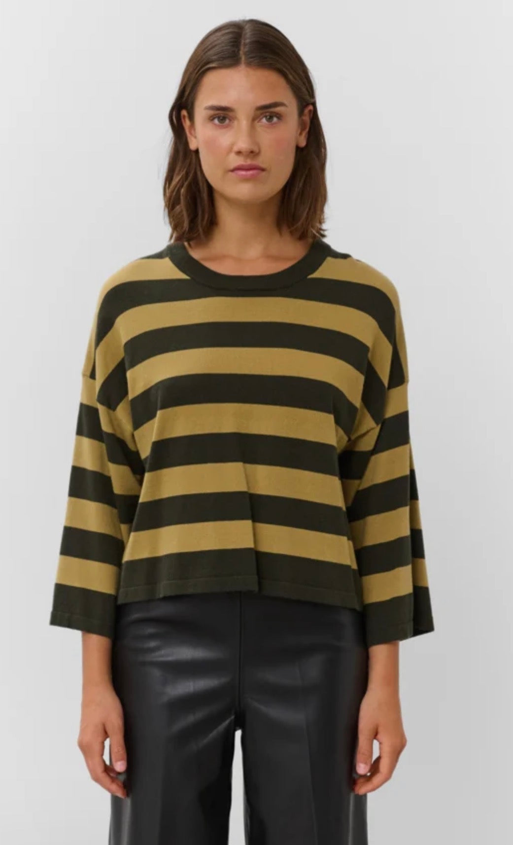 Spina Boxy Pullover Cropped