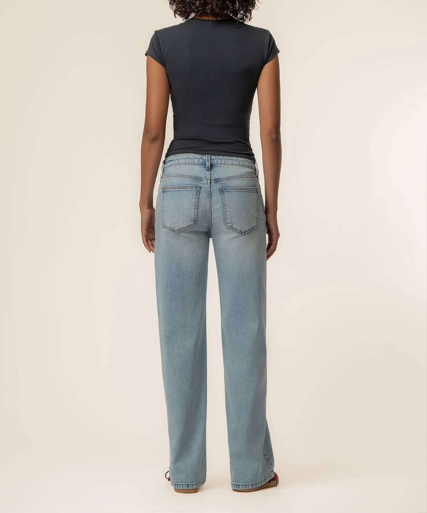 Kut From the Kloth Selena Baggy Low Rise Clean Hem