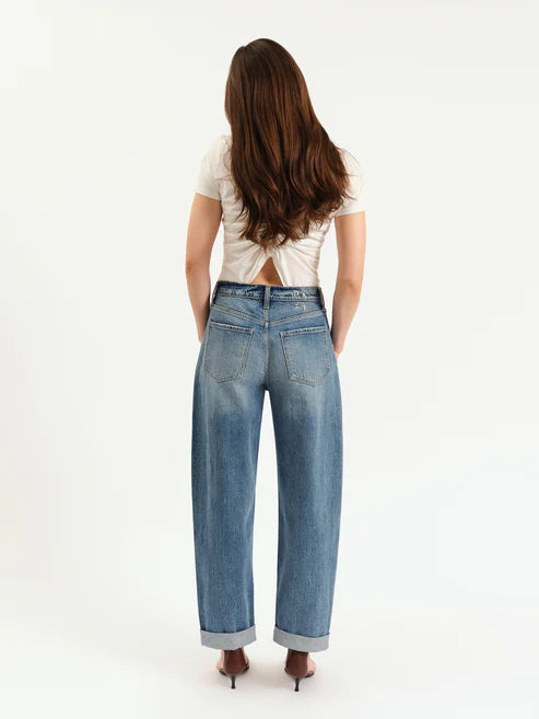 Venice Barrel Long Jean with Cuff by Daze